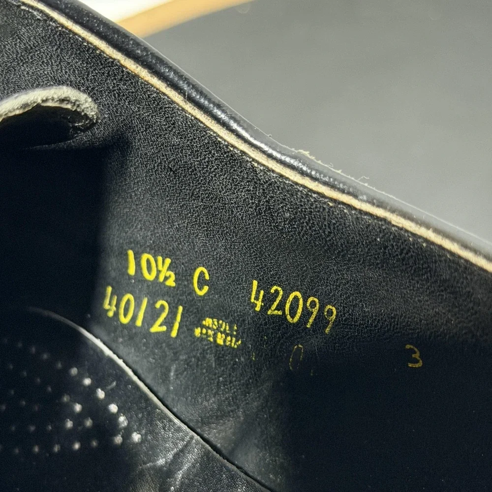 Thom McAn Wingtip Brogue Oxford Men Size 10.5 C Dress Shoe Black Leather Classic
